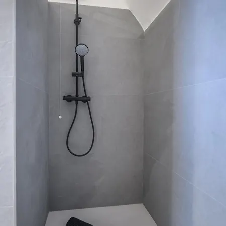 Apartment Almatros Design Tormalina Sulmona