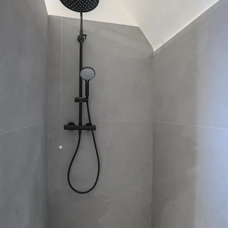 Almatros Design Tormalina سولمونا