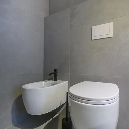 شقة Almatros Design Tormalina سولمونا